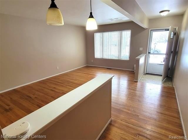 36778 Wayne Dr - Photo 4 of 18