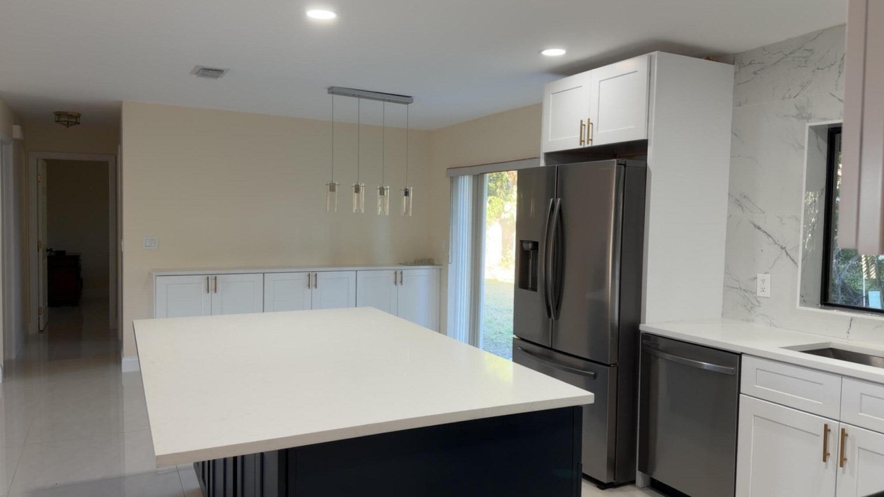 5325 Havasu Ct - Photo 7 of 22