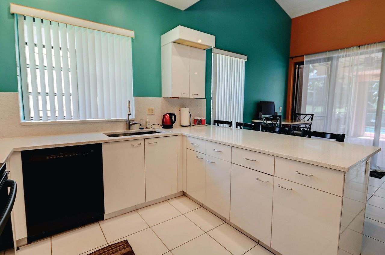 19356 Cherry Hills Ter - Photo 3 of 22