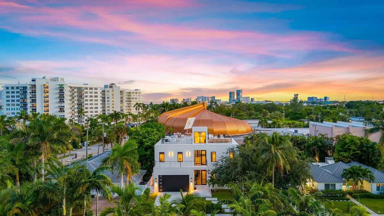 214 28th St - Photo 3 of 50