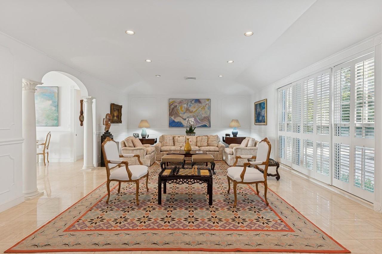 417 Antigua Ln - Photo 7 of 43