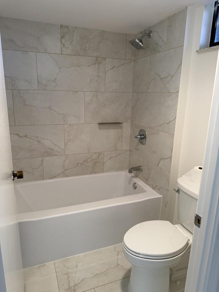 5250 Woodland Lakes Dr #130 - Photo 7 of 14