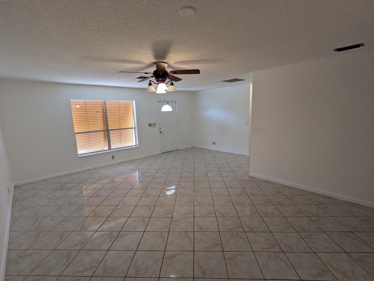 4874 Poseidon Pl - Photo 7 of 22