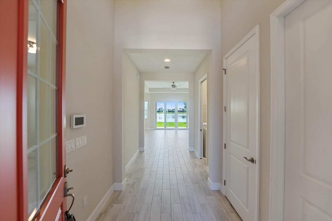 16110 Whippoorwill Cir - Photo 4 of 40