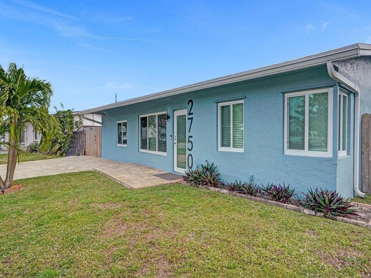 2750 Ne 10th Ave - Photo 3 of 49