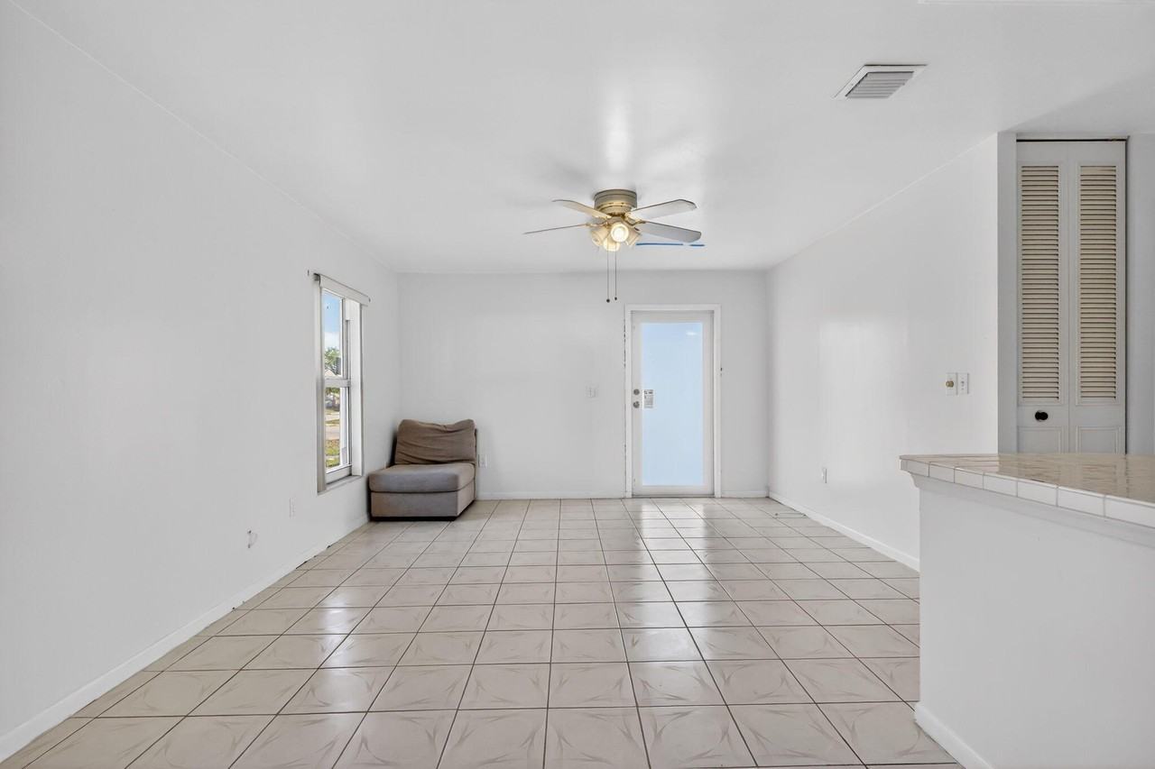 5750 S 38th St #1 - Photo 7 of 40