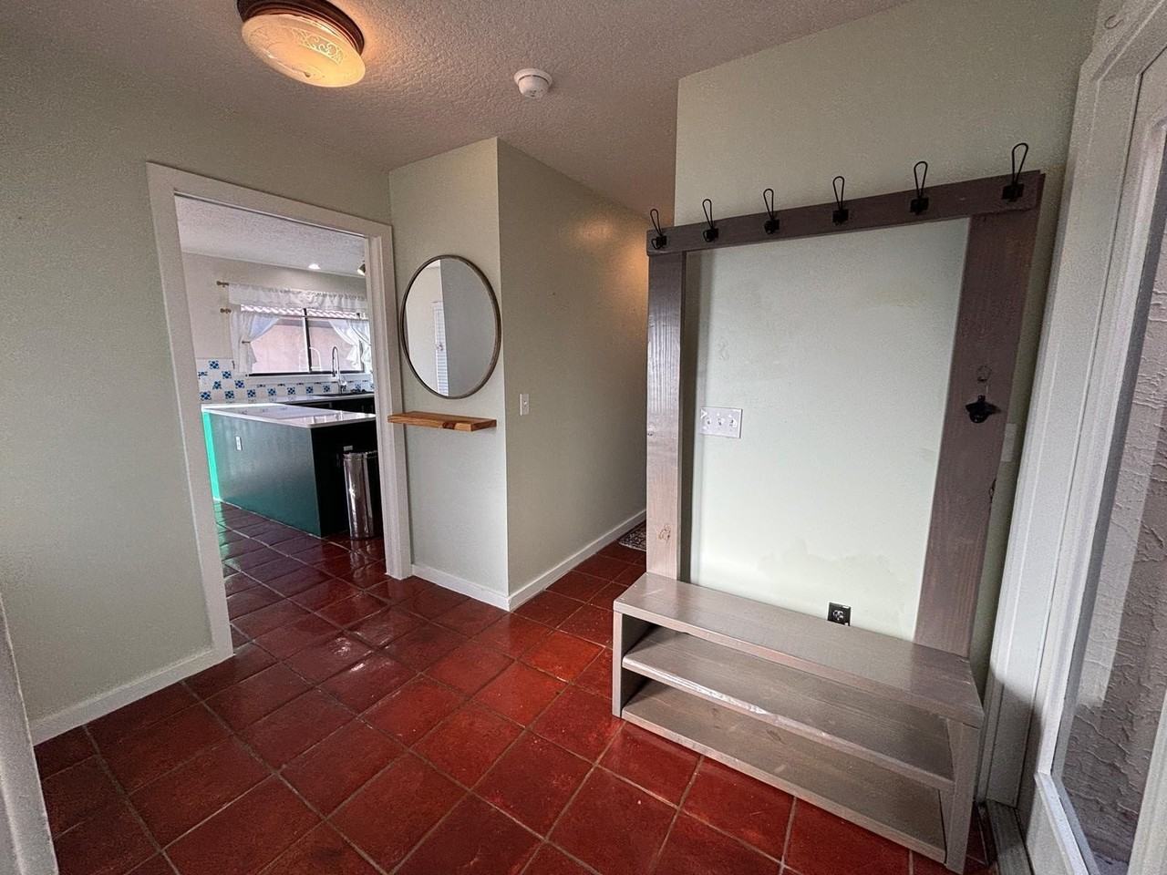 4024 Golfside Dr - Photo 3 of 18