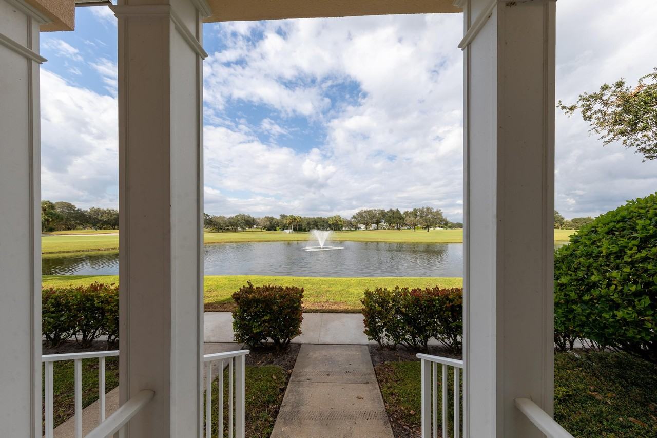 150 Wentworth Ct - Photo 4 of 47