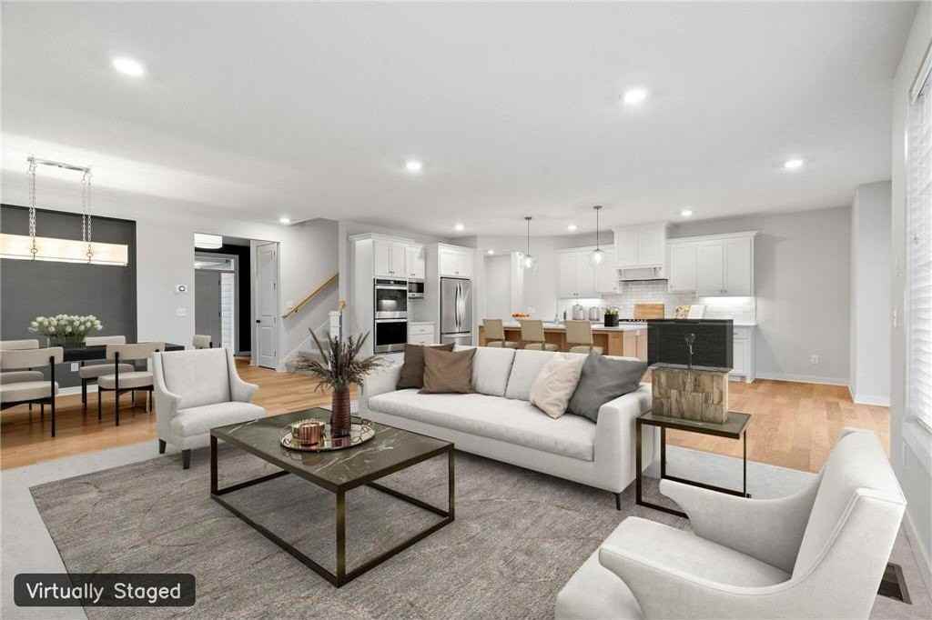 18700 61st Ave N - Photo 3 of 31