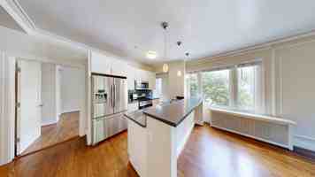 featured image of 2677 Larkin St