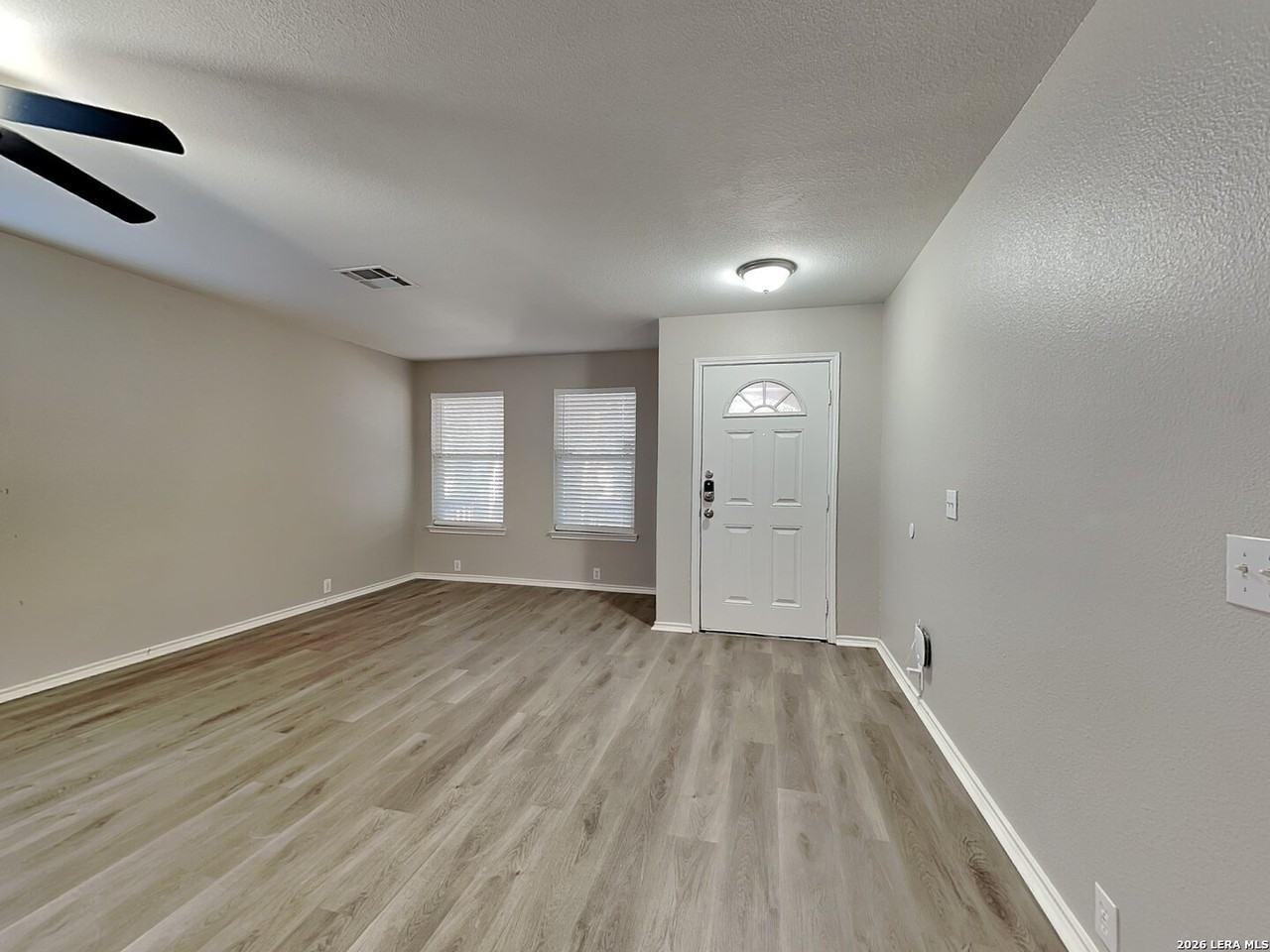 15819 Hastings Park - Photo 2 of 18