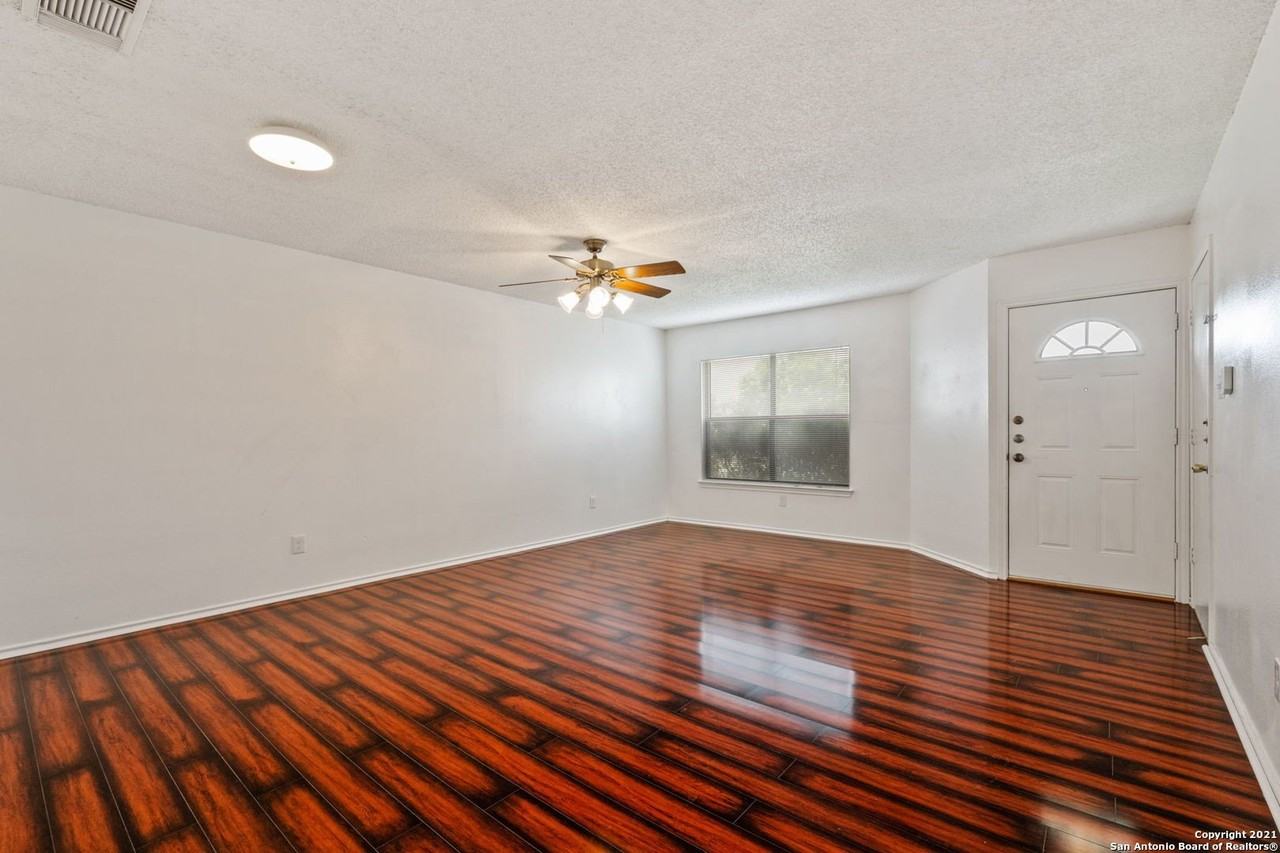 6802 Canary Meadow Dr - Photo 4 of 25