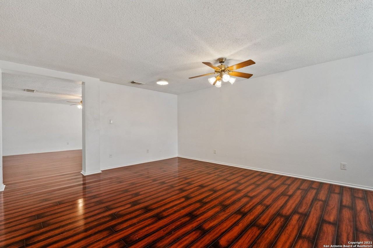 6802 Canary Meadow Dr - Photo 6 of 25