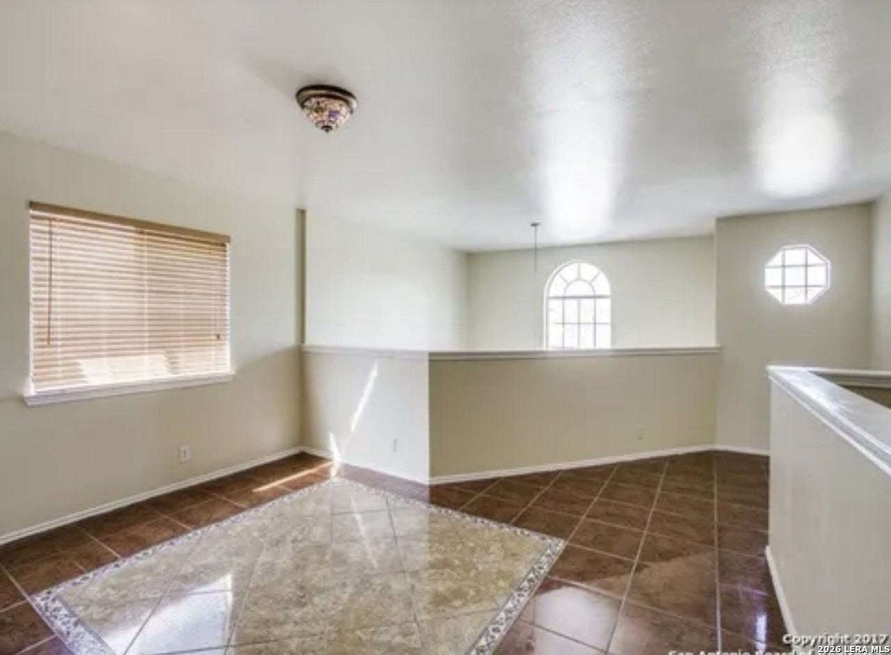 7714 Crown Mdws - Photo 6 of 8