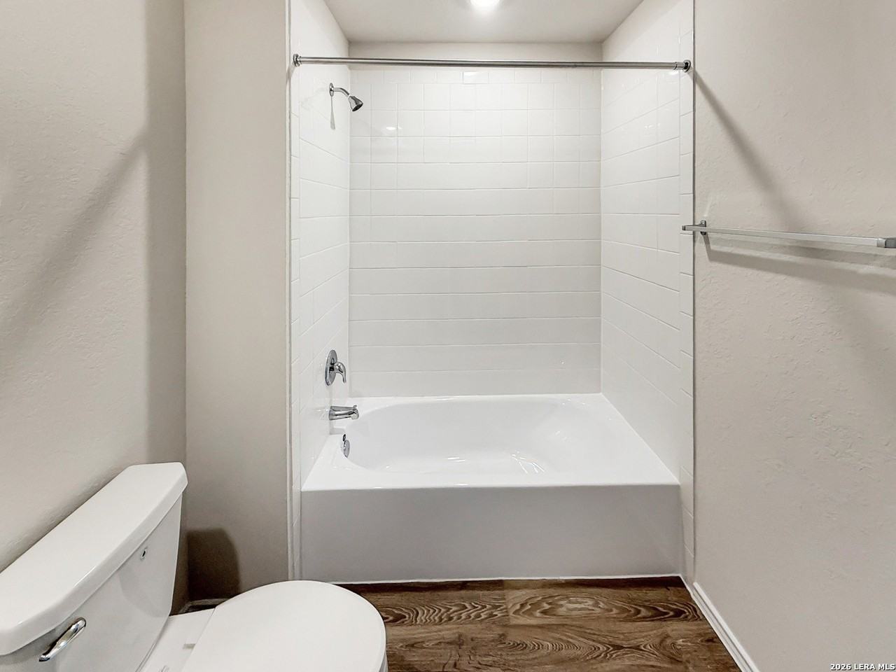 722 Jennifer Way - Photo 6 of 32