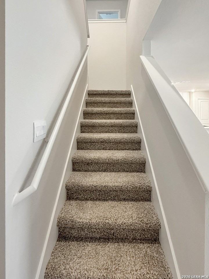 722 Jennifer Way - Photo 7 of 32