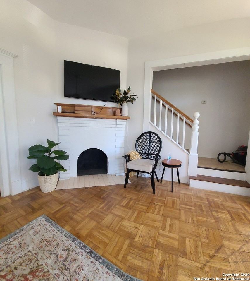 423 W Magnolia Ave Apt 1 #1 - Photo 6 of 16