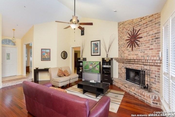 15674 Robin Rdg - Photo 5 of 25