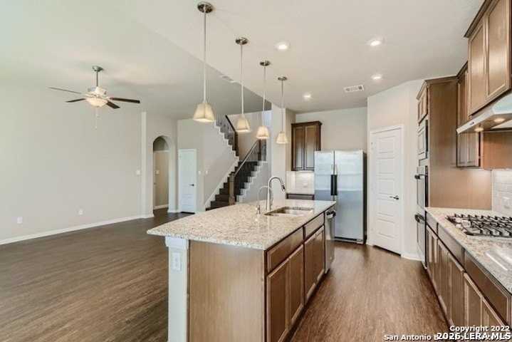 648 Colt Trl - Photo 7 of 28