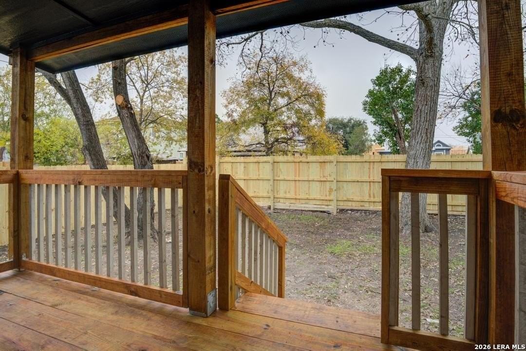 220 Omaha St - Photo 3 of 26