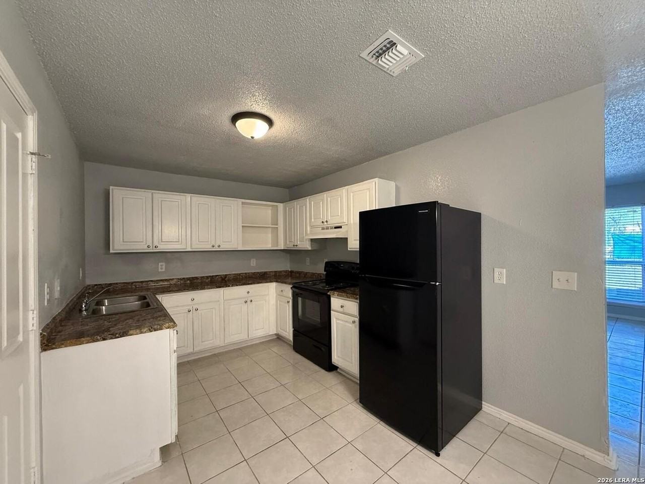 1311 Hortencia Ave Unit B #B - Photo 4 of 13