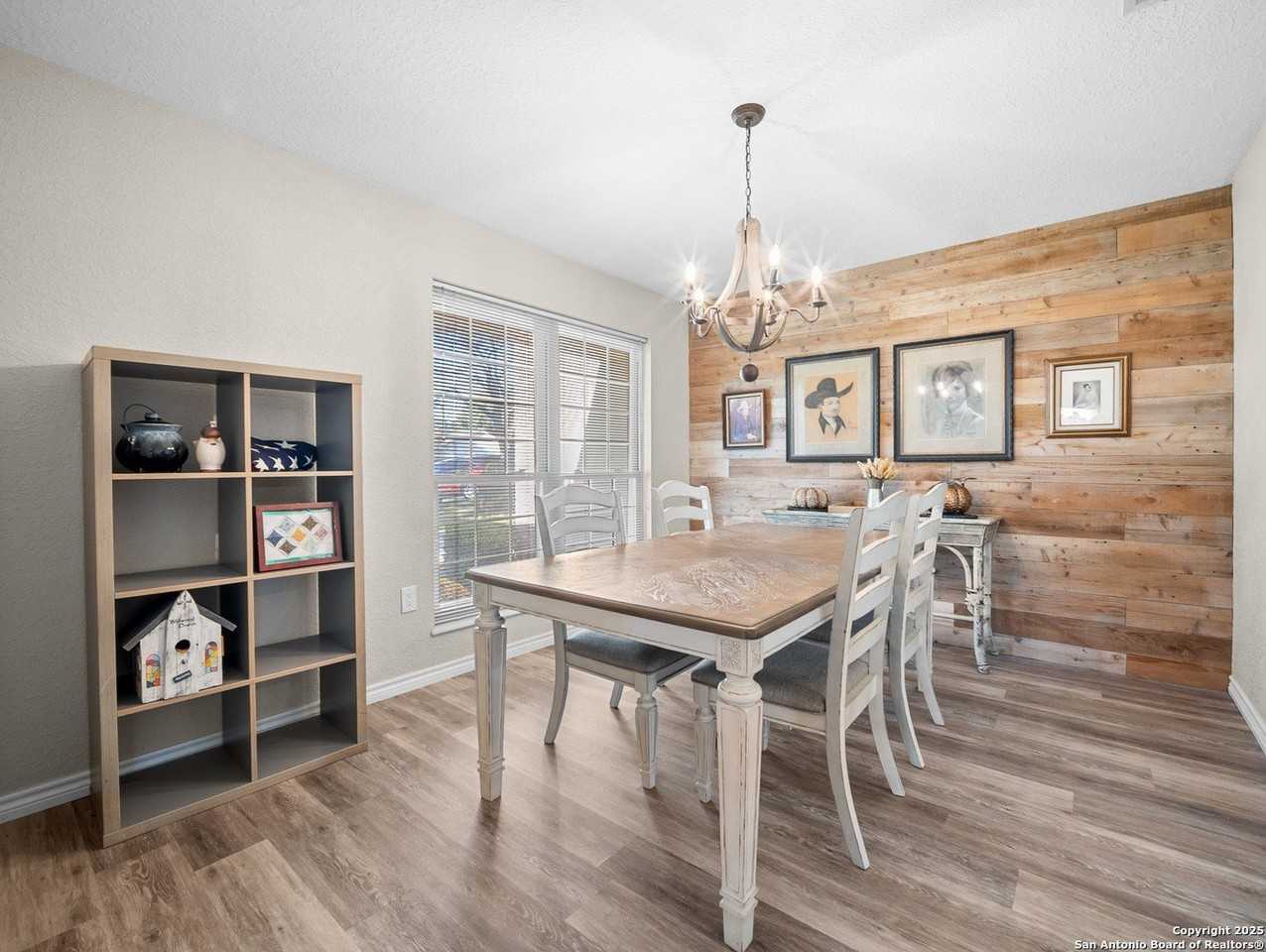 3620 Chestnut Ct - Photo 4 of 31