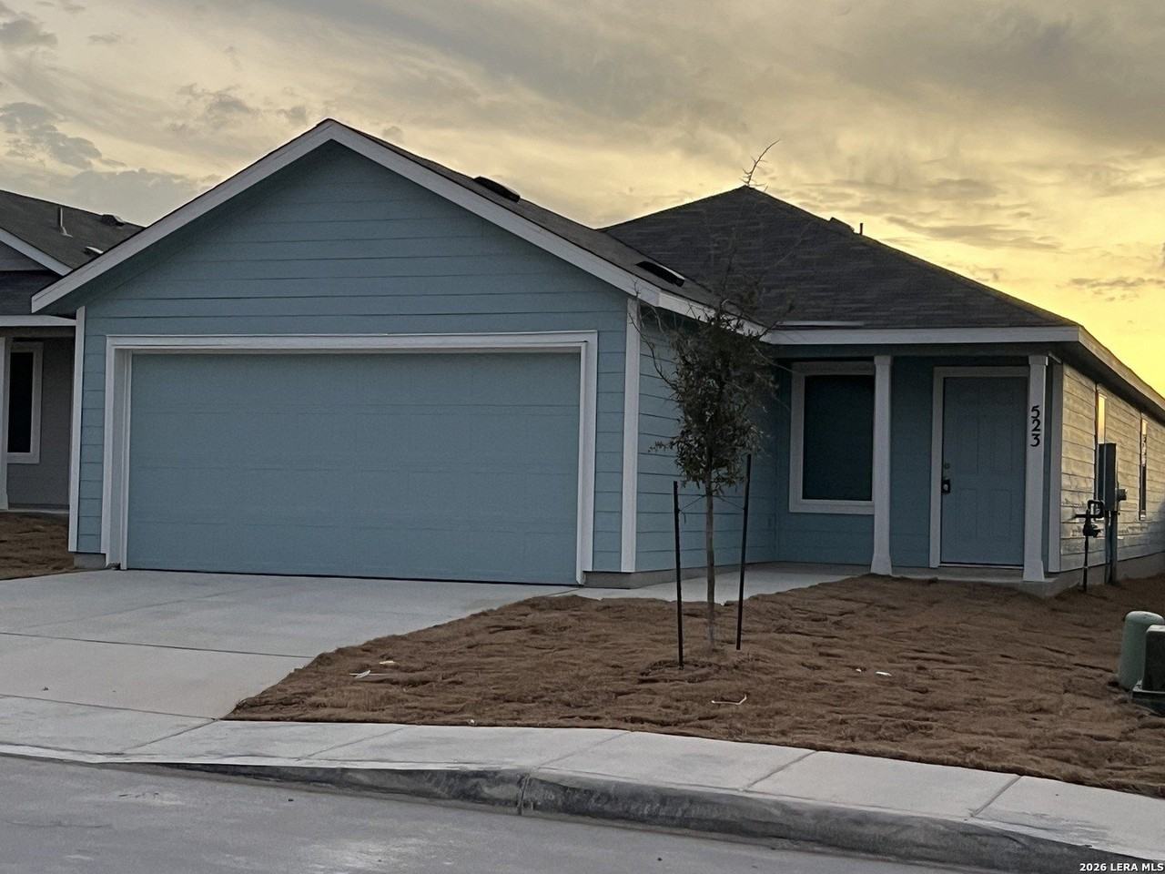 523 Layne Overlook - Photo 2 of 11