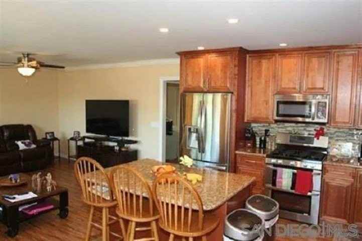 804 W 7th Ave - Photo 3 of 15