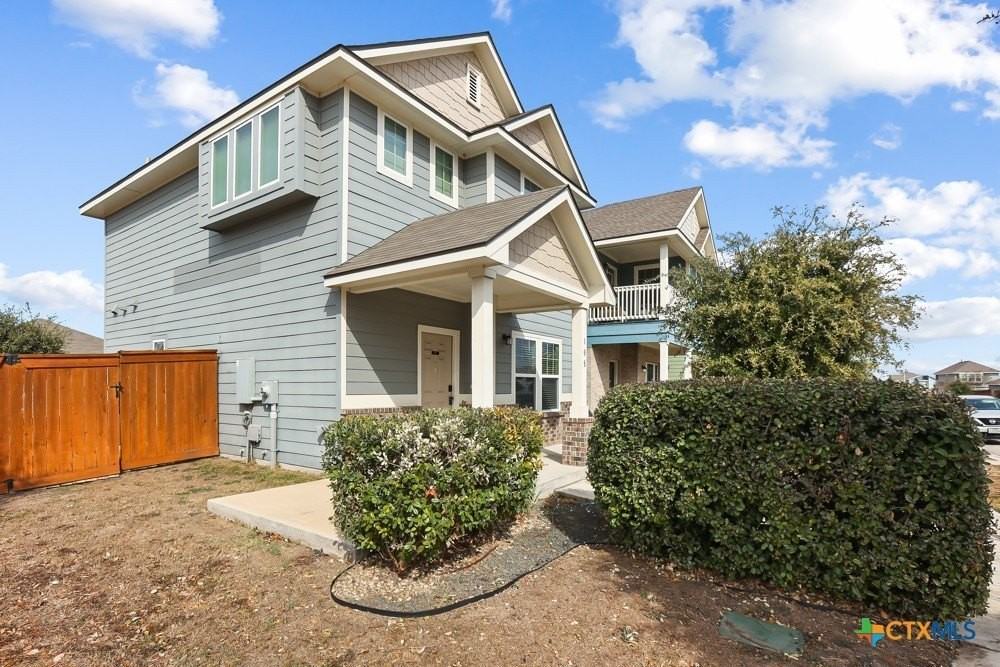 105 Switchgrass St - Photo 2 of 28