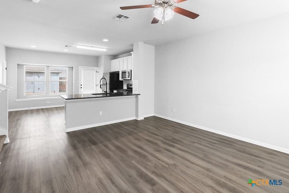 105 Switchgrass St - Photo 6 of 28