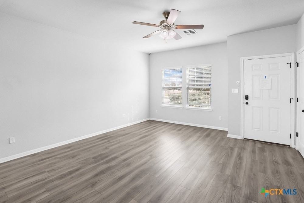 105 Switchgrass St - Photo 7 of 28