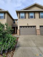 featured image of 324 Untermaier St