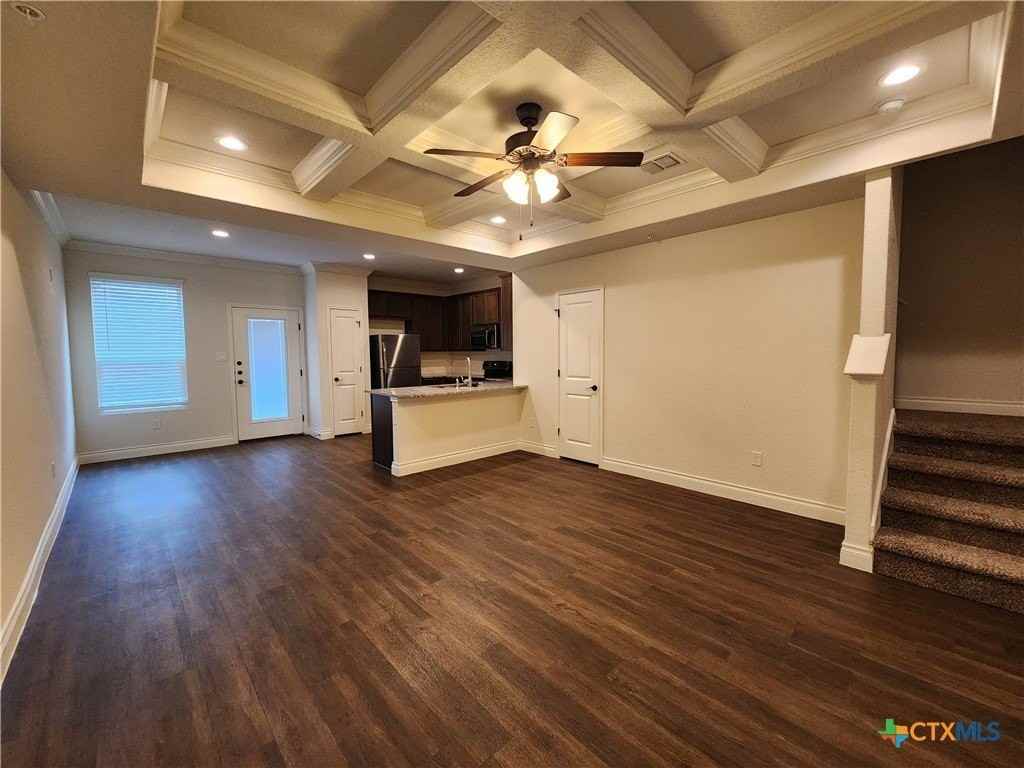 324 Untermaier St - Photo 4 of 21