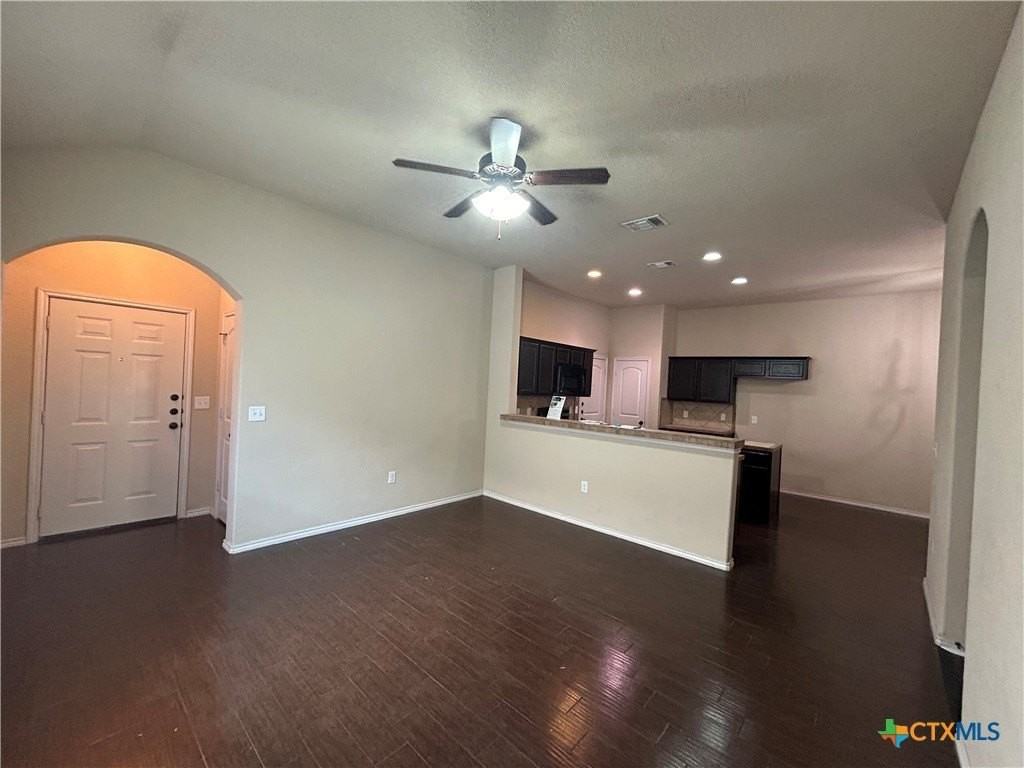 716 Creekside Cir - Photo 2 of 24