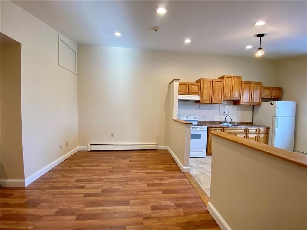 16 Clearview Ave Unit B #B - Photo 6 of 20