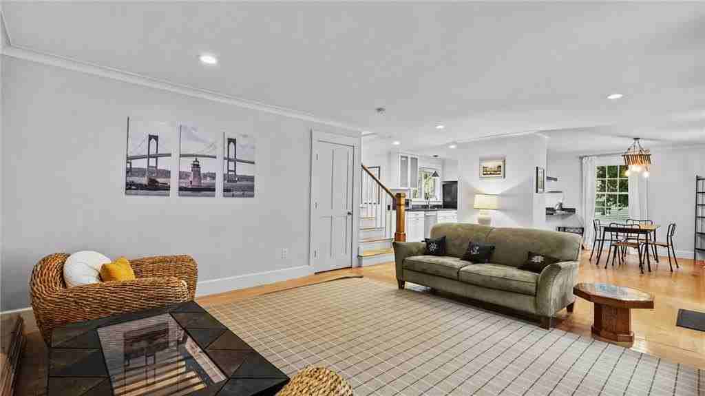 485 Spring St - Photo 2 of 32