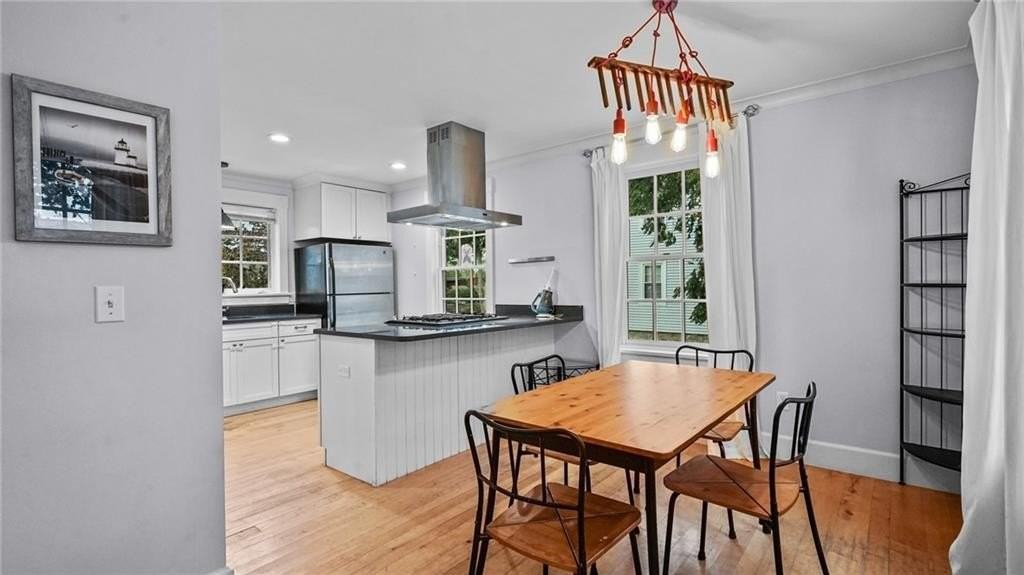 485 Spring St - Photo 6 of 32