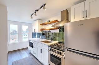 73 Washburn Ave - Photo 1 of 1