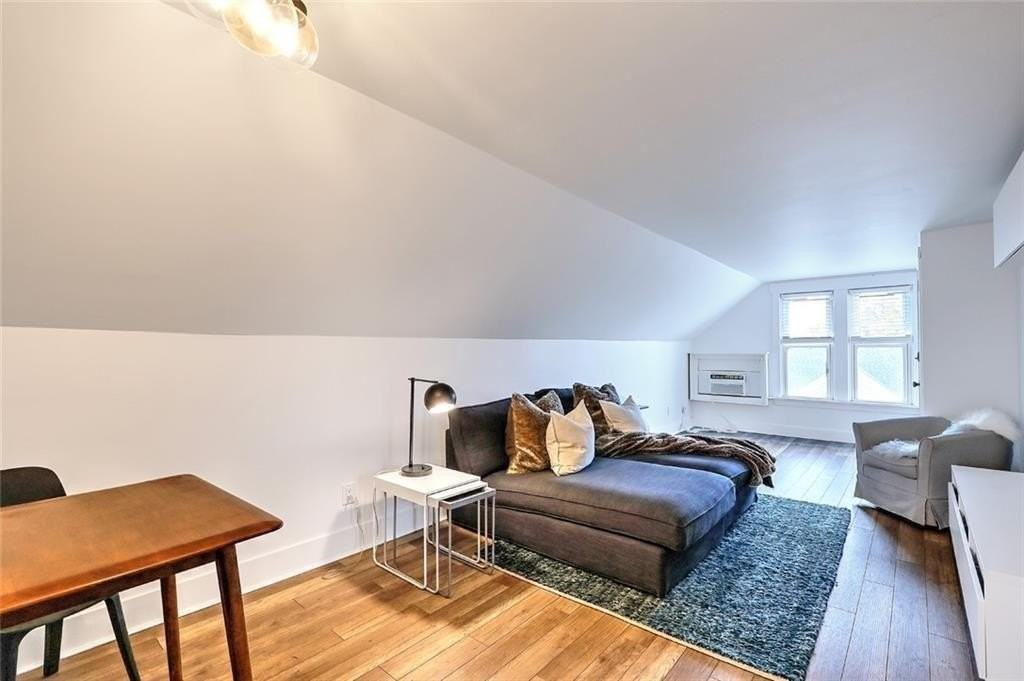 73 Washburn Ave - Photo 4 of 9