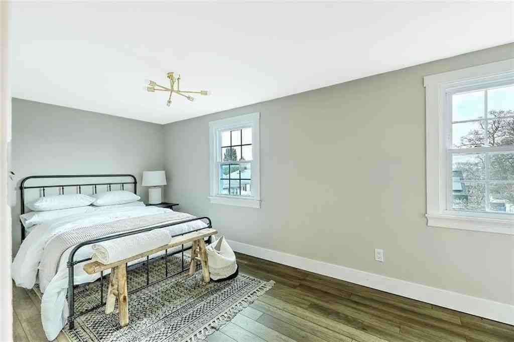 73 Washburn Ave - Photo 7 of 9