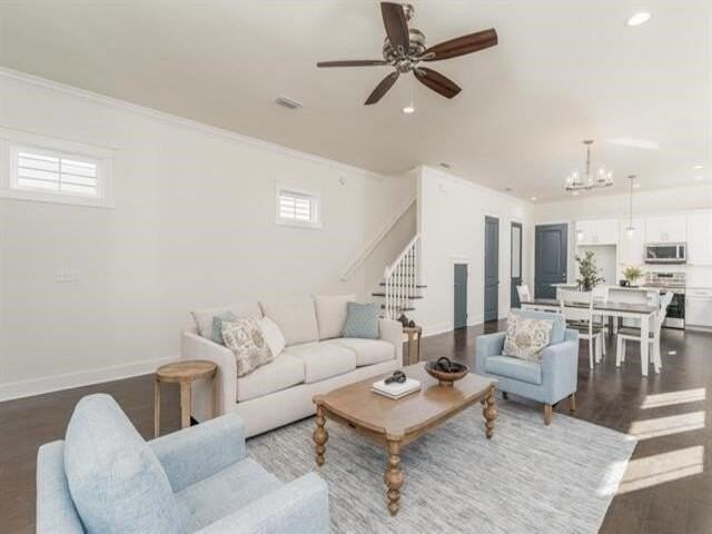 419 Glenview Dr - Photo 4 of 29