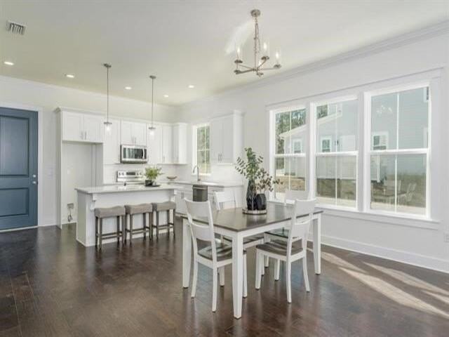 419 Glenview Dr - Photo 5 of 29