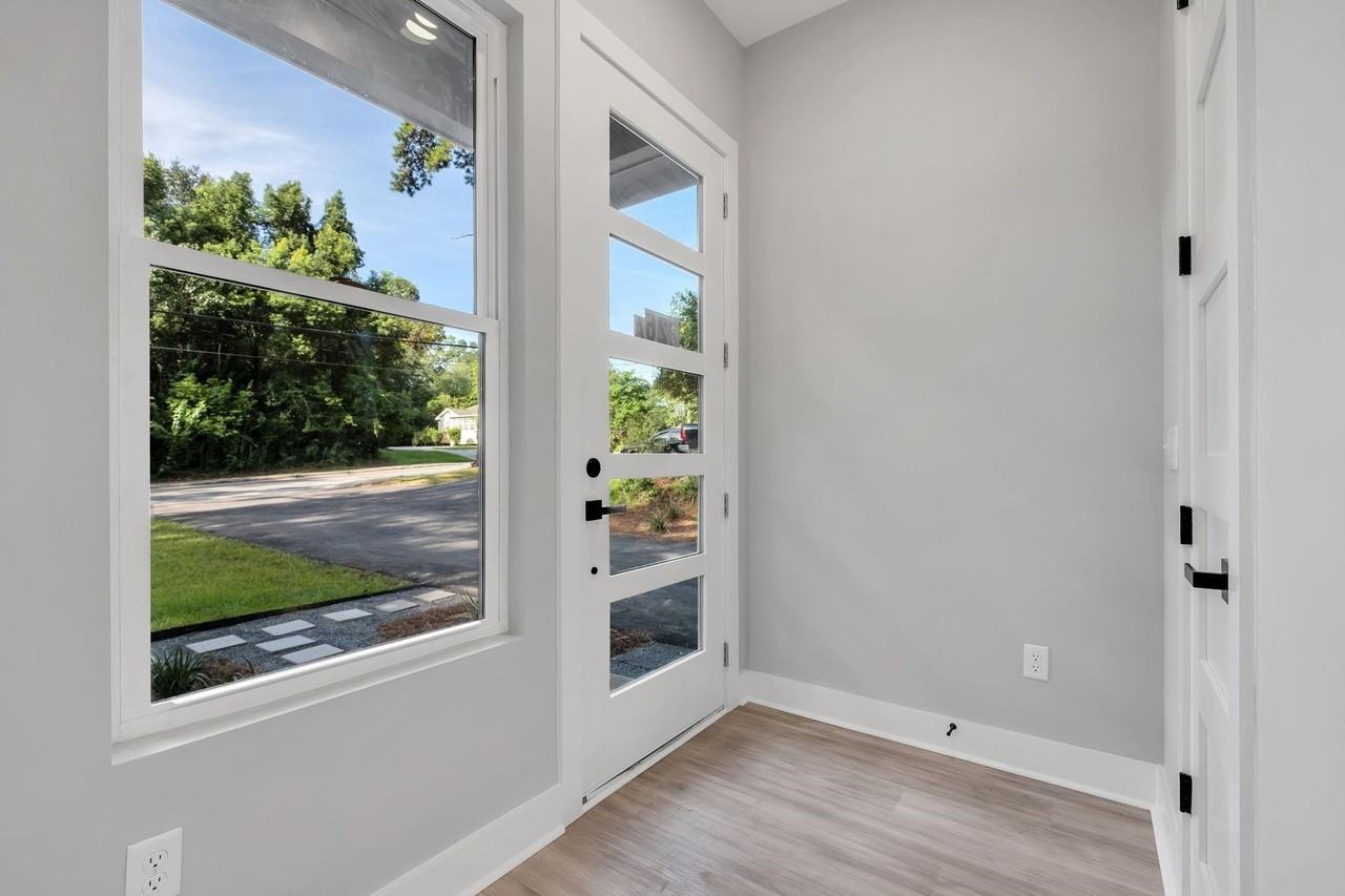 226 E Bradford Rd Unit A #A - Photo 2 of 33