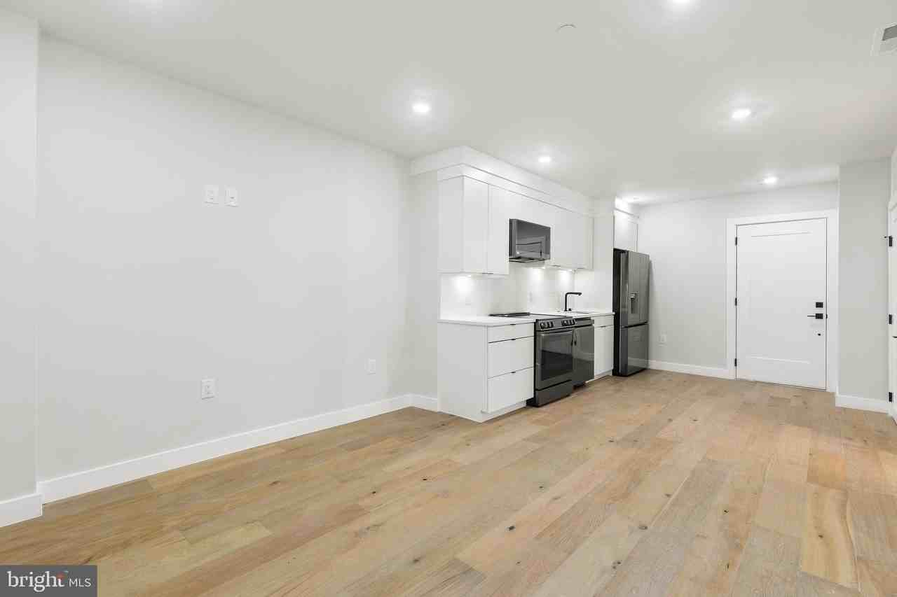 1208 M St Nw Unit 2 #2 - Photo 6 of 28