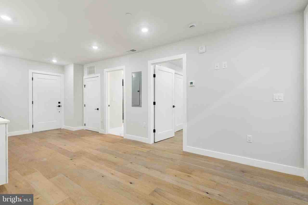 1208 M St Nw Unit 2 #2 - Photo 7 of 28