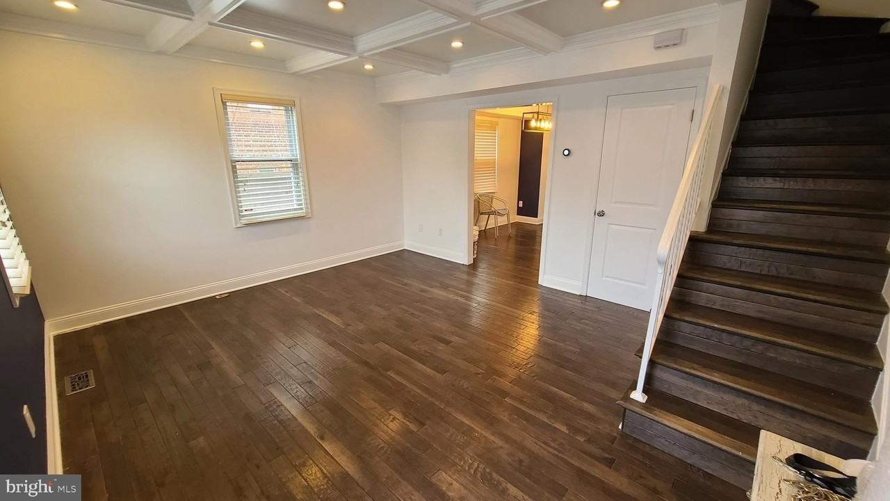 417 Burbank St Se - Photo 2 of 40