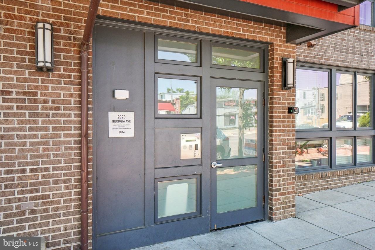 2920 Georgia Ave Nw Unit 401 #401 - Photo 3 of 28