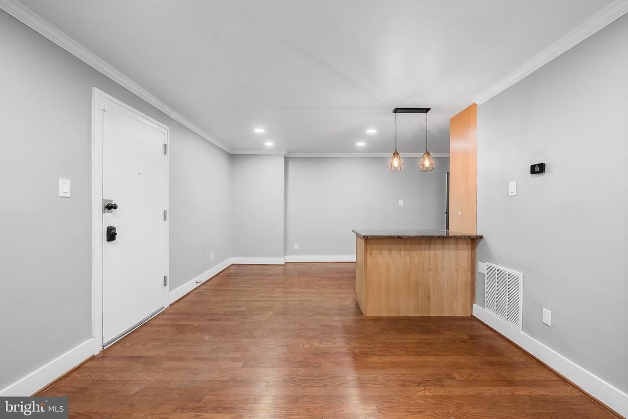 4840 Macarthur Blvd Nw Apt 307 #307 - Photo 5 of 21