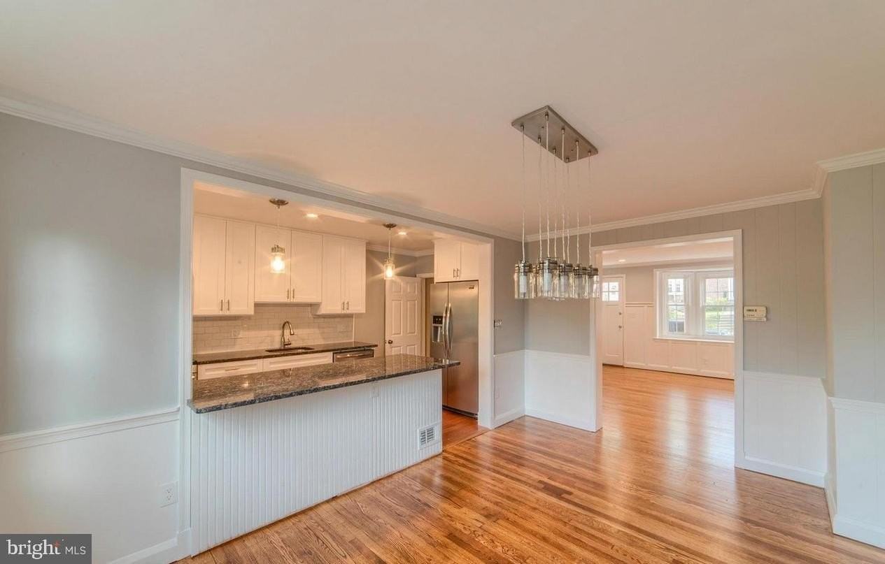 360 Old Trail Rd - Photo 4 of 13