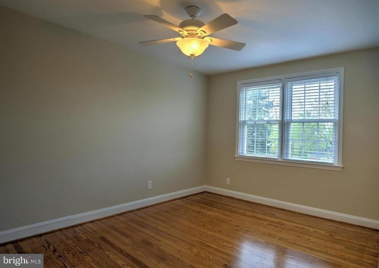 360 Old Trail Rd - Photo 7 of 13